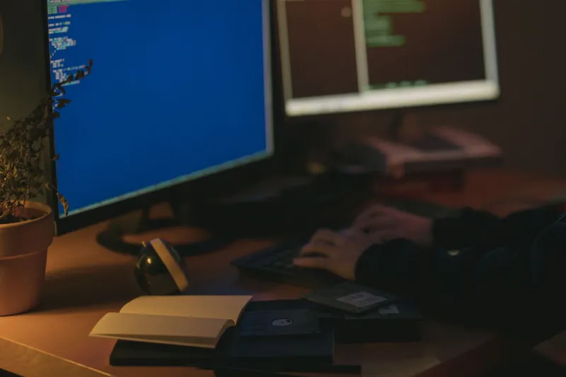 Coding the Escape Hatch: How Big Tech Insiders Are Quietly Building the Decentralized Web